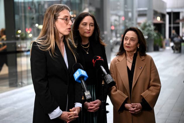 ANTISEMITISM ROYAL COMMISSION, (L-R) Simone Abel, Head of Legal for Executive Council of Australian Jewery, Tahli Blicblau, CEO Dor Foundation and Shirley Leader National Council of Jewish Women of Australia speak to media outside the Royal Commission on Antisemitism and Social Cohesion in Sydney, Wednesday, August 26, 2026. ( NO ARCHIVING SYDNEY NEW SOUTH WALES AUSTRALIA  Copyright: xDANxHIMBRECHTSx 20260826177282708708
