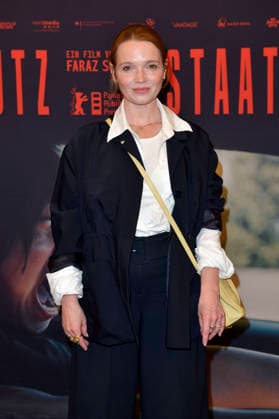 Karoline Herfurth at the special screening of the film *Staatsschutz* at Kino International in Berlin, August 25, 2026 Foto:xM.xBehrensx xFuturexImagex staatsschutz_6813