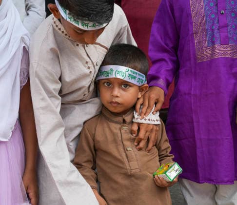 August 26, 2026, Chittagong, Chittagong, Bangladesh: Thousands of people took part in a Jashne Julus, or joyous religious procession, held in Chattogram city to mark Eid-e-Milad-un-Nabi. Carrying colorful flags and banners, people from different walks of life joined the procession in a festive religious atmosphere. The cityÃ¢â‚¬â ¢s streets were filled with a massive gathering, creating a vibrant and celebratory scene. Chittagong Bangladesh - ZUMAs356 20260826_zip_s356_013 Copyright: xMohammedxSumanx