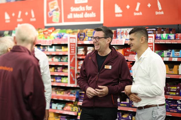 Prime Minister Andy Burnham visit to Sainsbury s Nine Elms 26 08 2026. London, United Kingdom. Prime Minister Andy Burnham visits Sainsbury s Nine Elms., Credit:Ben Perry B66 Avalon United Kingdom, Greater London, London, Sainsbury s Nine Elms  Copyright: xBenxPerryx xB66x xAvalonx 1128588226