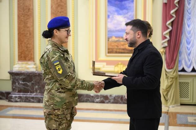 Zelensky Presents National Legend of Ukraine Awards Ukrainian President Volodymyr Zelensky presents the National Legend of Ukraine awards to a number of military personnel and civilians during a ceremony in Ukraine on August 26, 2026. Photo by PRESIDENT OF UKRAINE apaimages Ukraine Ukraine Ukraine 260826_Ukraine_UPO_00(16).jpeg Copyright: xapaimagesxPRESIDENTxOFxUKRAINEx xapaimagesx