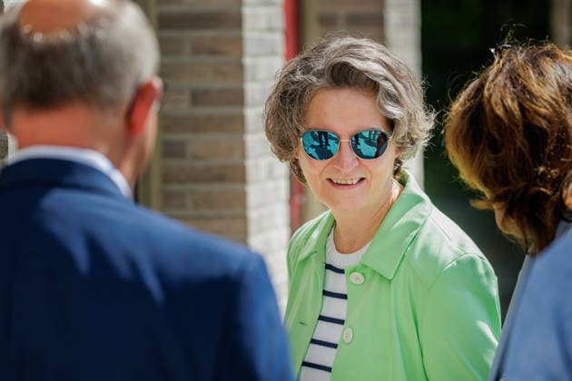 26.08.2026. Düsseldorf. Im Rahmen der diesjährigen Aktionstage besucht Ina Scharrenbach, NRW-Ministerin für Heimat, Kommunales, Bau und Digitalisierung des Landes Nordrhein-Westfalen den GOL:D ECK Landmarken Neubau mit gemischter Nutzung. Düsseldorf Lütticher Straße 1 Nordrhein-Westfalen Deutschland *** August 26, 2026, Düsseldorf: As part of this year’s action days, Ina Scharrenbach, Minister for Home Affairs, Municipal Affairs, Construction, and Digitalization of the State of North Rhine-Westphalia, visits the GOL D ECK Landmarken mixed-use development at Lütticher Straße 1 in Düsseldorf, North Rhine-Westphalia, Germany.