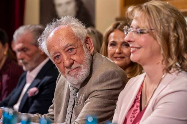 ABB SCHLOSSPARK Dieter Hallervorden, Christiane Zander, and Nathalie Hallervorden—husband, father, and daughter—appeared as guests at the annual press conference for the 2026–27 season at the Schlosspark Theater on August 26, 2026, in Berlin, Berlin, Germany