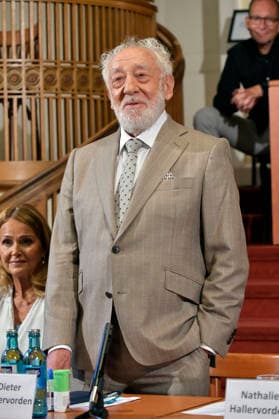 Dieter Hallervorden at the annual press conference for the 2026–27 season at the Schlosspark Theater Berlin, August 26, 2026 Foto:xM.xBehrensx xFuturexImagex schlossparktheater_6803