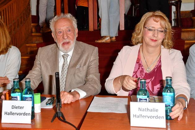 Annual Press Conference at the Schlosspark Theater in Berlin: Dieter Hallervorden and his daughter Nathalie Hallervorden at the annual press conference for the 2026–27 season at the Schlosspark Theater in Berlin on August 26, 2026 Copyright: xEventpressxBerndtx