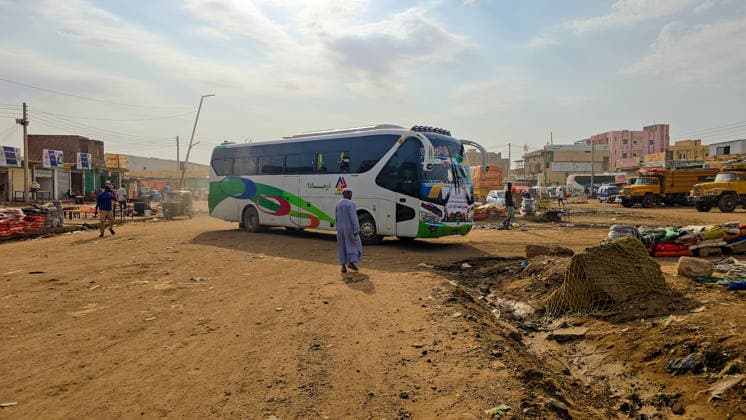 Sudanese refugees return to Khartoum from Egypt after army regains control KHARTOUM, SUDAN - AUGUST 26: Sudanese refugees, who fled to Egypt due to clashes between the Sudanese Army and the Rapid Support Forces (RSF), arrive back by bus following the military securing control and restoring safety in Khartoum, Sudan on August 26, 2026. Nezar Abdallah Basheer Anadolu Khartoum Sudan. Editorial use only. Please get in touch for any other usage.  Copyright: x2026xAnadoluxNezarxAbdallahxBasheerx