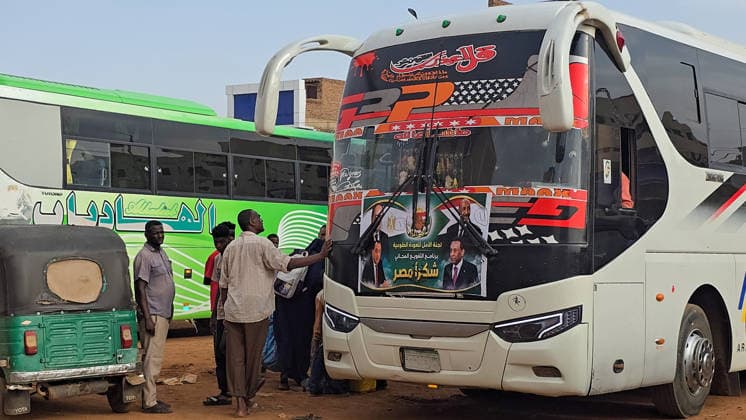 Sudanese refugees return to Khartoum from Egypt after army regains control KHARTOUM, SUDAN - AUGUST 26: Sudanese refugees, who fled to Egypt due to clashes between the Sudanese Army and the Rapid Support Forces (RSF), arrive back by bus following the military securing control and restoring safety in Khartoum, Sudan on August 26, 2026. Nezar Abdallah Basheer Anadolu Khartoum Sudan. Editorial use only. Please get in touch for any other usage.  Copyright: x2026xAnadoluxNezarxAbdallahxBasheerx