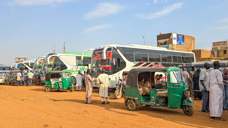 Sudanese refugees return to Khartoum from Egypt after army regains control KHARTOUM, SUDAN - AUGUST 26: Sudanese refugees, who fled to Egypt due to clashes between the Sudanese Army and the Rapid Support Forces (RSF), arrive back by bus following the military securing control and restoring safety in Khartoum, Sudan on August 26, 2026. Nezar Abdallah Basheer Anadolu Khartoum Sudan. Editorial use only. Please get in touch for any other usage.  Copyright: x2026xAnadoluxNezarxAbdallahxBasheerx