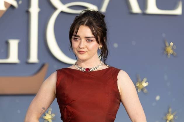 August 26, 2026, London, United Kingdom: Maisie Williams attends the red carpet arrivals for the European premiere of PRACTICAL MAGIC 2 in Leicester Square..Celebrities arrive on the red carpet for the European Premiere ofÃ‚ PRACTICAL MAGIC 2Ã‚ atÃ‚ Odeon Luxe in Leicester Square. London United Kingdom  - ZUMAs197 20260826_aaa_s197_070 Copyright: xPhilxLewisx