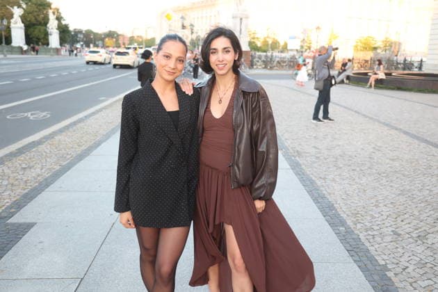 Shaolyn Fernandez and Suri Abbassi upon their arrival at the festive reception marking the opening of the 15th UFA Film Nights in the Kolonnadenhof on Museum Island in Berlin, August 26, 2026 Copyright: xAgenturxMatthiasxWehnertx xM.xGränzdörferx