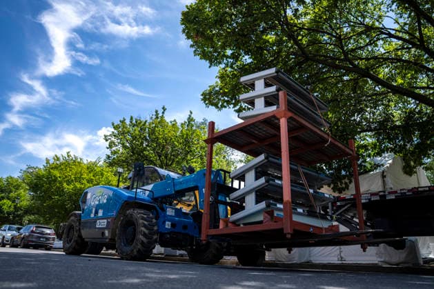 Constructions workers dismantle the Freedom 250 Grand Prix track around Washington, DC on Wednesday, August 26, 2026. The Freedom 250 Grand Prix took place last weekend gathered thousands around a 1.7 mile course around Washington s landmarks.  WAP20260826316 BONNIExCASH