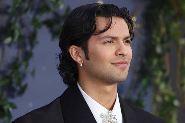 Xolo Mariduena at the premiere of the movie *Practical Magic 2: Enchanted Sisters* at the Odeon Luxe Leicester Square in London, August 26, 2026 Foto:xD.xJonesx xFuturexImagex magic_6823