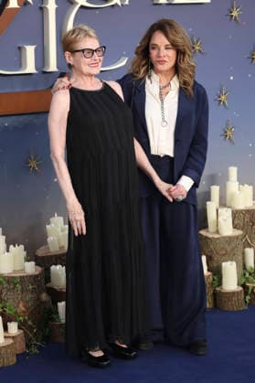 Dianne Wiest and Stockard Channing at the premiere of the movie *Practical Magic 2: Magical Sisters* at the Odeon Luxe in Leicester Square, London, August 26, 2026 Foto:xD.xJonesx xFuturexImagex magic_6813