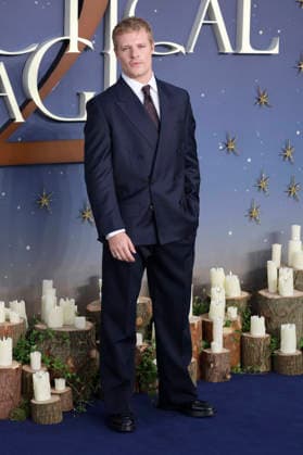 Solly Mcleod at the premiere of the movie *Practical Magic 2: Enchanted Sisters* at the Odeon Luxe Leicester Square in London, August 26, 2026 Foto:xD.xJonesx xFuturexImagex magic_6824