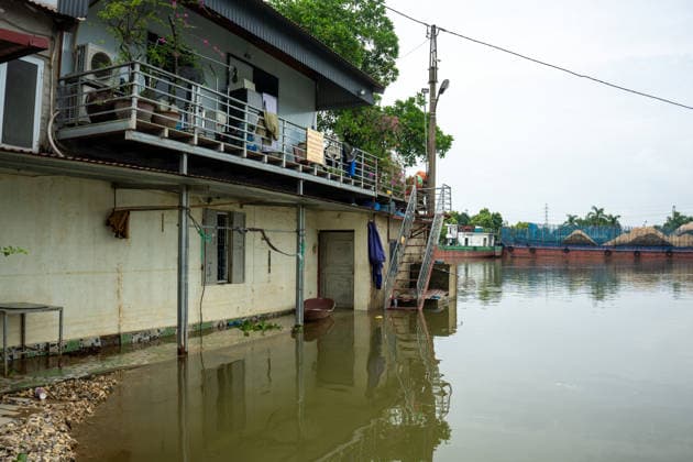 Flooding disrupts life along Vietnam’s riverbanks AN LAC, VIETNAM - AUGUST 26: Floodwaters surround villages along the Cau River after it overflowed following heavy rainfall in An Lac, northern Vietnam on August 26, 2026. Many residents in affected areas have been evacuated as rising water levels inundated homes, roads and agricultural land, leaving some communities partially or completely submerged. Magdalena Chodownik Anadolu An Lac Vietnam. Editorial use only. Please get in touch for any other usage.  Copyright: x2026xAnadoluxMagdalenaxChodownikx