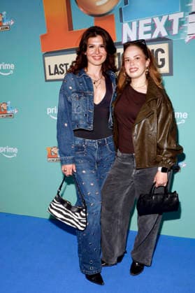 LOL Next, Premiere at AchtBerlin, Berlin, August 26, 2026 Victoria Schnadt and Lina Linella at the premiere of LOL Next at AchtBerlin in Berlin on August 26, 2026 Berlin AchtBerlin Copyright: xAnitaxBuggex