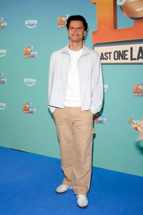 LOL Next, Premiere at AchtBerlin, Berlin, August 26, 2026 Paul Luca Fischer at the premiere of LOL Next at AchtBerlin in Berlin on August 26, 2026 Berlin AchtBerlin Copyright: xAnitaxBuggex