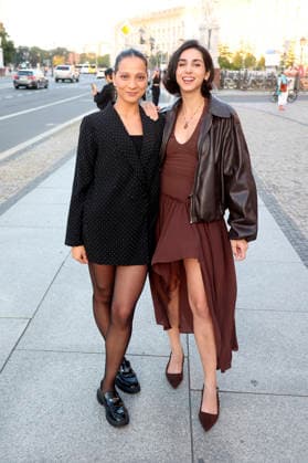 Suri Abbassi with a guest at the opening reception for the UFA Film Nights 2026 on the rooftop terrace of the Bertelsmann Representative Office in Berlin, August 26, 2026 Foto:xAgenturxWehnertx xGränzdörferx xFuturexImagex ufa_6711