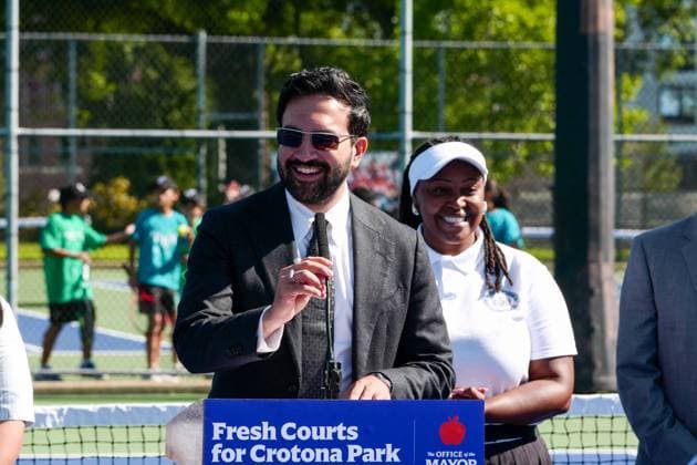 Ribbon Cutting at Ten Newly Resurfaced Tennis Courts New York, NY- August 26: New York City Mayor Zohran Kwame Mamdani Ribbon Cutting at Ten Newly Resurfaced Tennis Courts In Crotona Park in Bronx New York. Through a partnership with NYJTL, USTA Foundation and Yonex allowing for the Bronx to have their first and only Public Tennis Courts Credit: Camara Porter AdMedia. 26 Aug 2026 Pictured: Mayor Mamdani.  Copyright: xThexMegaxAgencyxPorterx xAdMediax xMEGAx