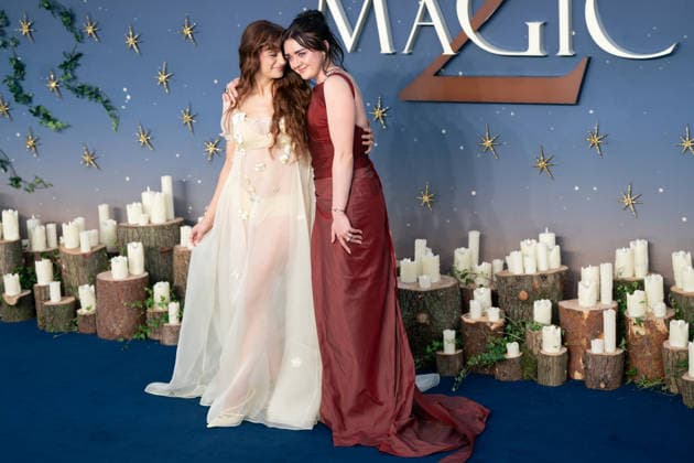 Practical Magic 2 European Premiere in London, UK - 26 AUG 2026. Joey King and Maisie Williams attend the Practical Magic 2 European Premiere at Odeon Luxe Leicester Square. London United Kingdom Copyright: xLounisxTiarx xSOPAxImagesx _DSC8942