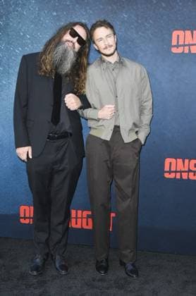 Adam Wingard, Drew Starkey at arrivals for ONSLAUGHT Premiere, Regal LA Live, Los Angeles, CA, August 26, 2026. Photo By: Elizabeth Goodenough Everett Collection ONSLAUGHT Premiere PUBLICATIONXNOTxINxCANxCHNxFRAxITAxJPNxNORxPOLxRUSxESPxUKxUSA