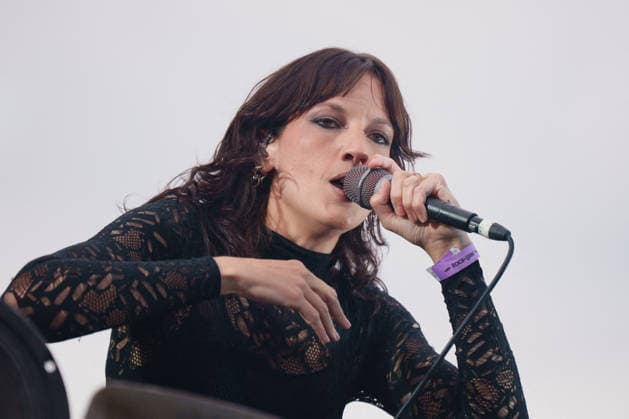 Jain The artists on stage at the Rock en Seine 2026 festival in the Saint Cloud area on August 26, 2026 Alexandre Fumeron Bestimage The artists on stage at the Rock en Seine 2026 festival in the Saint Cloud area on August 26, 2026 Saint Cloud, France  Copyright: xAlexandrexFumeronx xBestimagexAlexandrexFumeronx xBestimagex