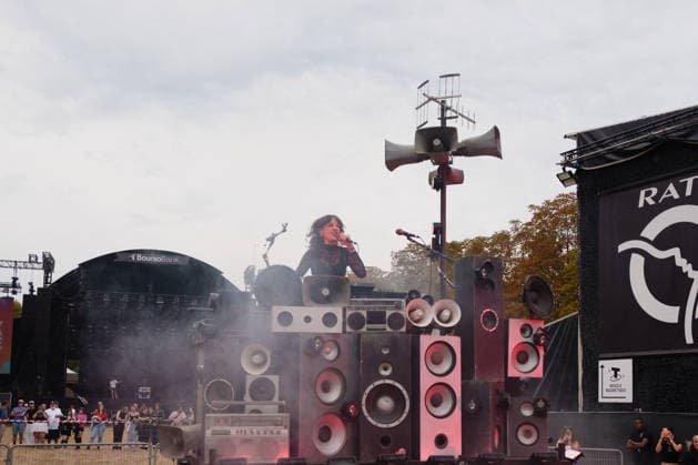 Jain The artists on stage at the Rock en Seine 2026 festival in the Saint Cloud area on August 26, 2026 Alexandre Fumeron Bestimage The artists on stage at the Rock en Seine 2026 festival in the Saint Cloud area on August 26, 2026 Saint Cloud, France  Copyright: xAlexandrexFumeronx xBestimagexAlexandrexFumeronx xBestimagex