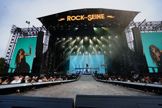 Ravyn Lenea The artists on stage at the Rock en Seine 2026 festival at the Saint Cloud estate on August 26, 2026 Alexandre Fumeron Bestimage The artists on stage at the Rock en Seine 2026 festival at the Saint Cloud estate on August 26, 2026 Saint Cloud, France  Copyright: xAlexandrexFumeronx xBestimagexAlexandrexFumeronx xBestimagex