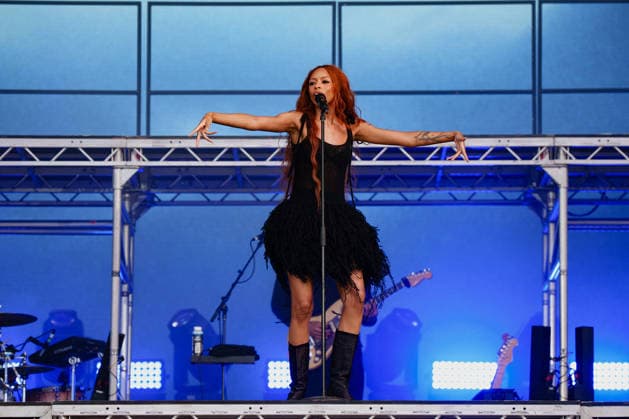 Ravyn Lenea The artists on stage at the Rock en Seine 2026 festival at the Saint Cloud estate on August 26, 2026 Alexandre Fumeron Bestimage The artists on stage at the Rock en Seine 2026 festival at the Saint Cloud estate on August 26, 2026 Saint Cloud, France  Copyright: xAlexandrexFumeronx xBestimagexAlexandrexFumeronx xBestimagex
