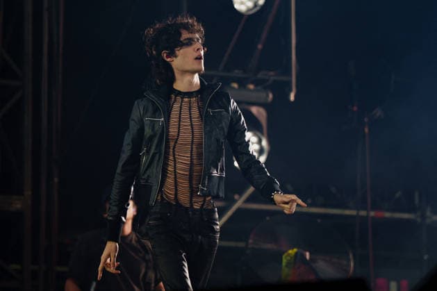 Sombr The artists on stage at the Rock en Seine 2026 festival at the Saint Cloud estate on August 26, 2026 Alexandre Fumeron Bestimage The artists on stage at the Rock en Seine 2026 festival at the Saint Cloud estate on August 26, 2026 Saint Cloud, France  Copyright: xAlexandrexFumeronx xBestimagexAlexandrexFumeronx xBestimagex