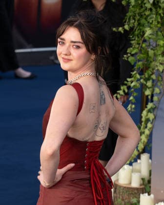 Maisie Williams attends Practical Magic 2 European Premiere at the Odeon Luxe, Leicester Square in London, England. UK. Wednesday 26th August 2026. Copyright: xJamesxWarrenx ae89b751