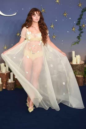 Joey King at the premiere of the movie *Practical Magic 2: Enchanted Sisters* at the Odeon Luxe Leicester Square in London, August 26, 2026 Foto:xS.xVasx xFuturexImagex magic_6949