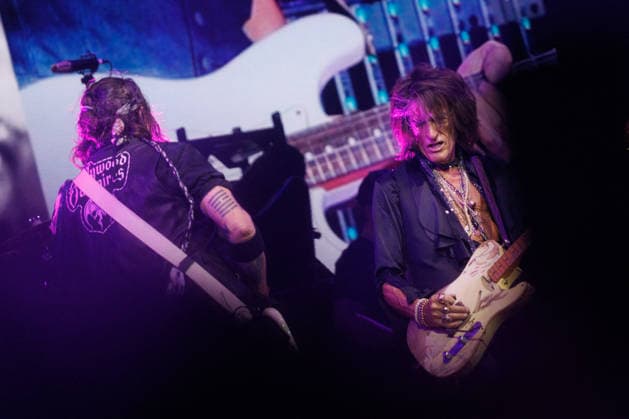 Johnny Depp and Joe Perry: Hollywood Vampires concert at the Adidas Arena in Paris on August 26, 2026. Jasmine Aissaoui, Bestimage. Concert by the band Hollywood Vampires at the Adidas Arena in Paris on August 26, 2026. Paris, France  Copyright: xJasminexAissaouix xBestimagexJasminexAissaouix xBestimagex