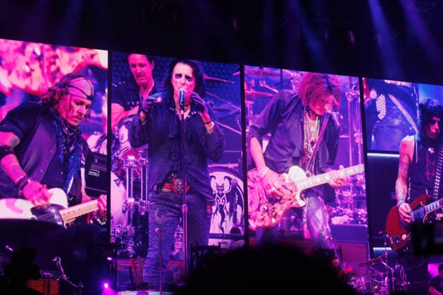 Screenshot of Johnny Depp, Alice Cooper, and Joe Perry at the Hollywood Vampires concert at the Adidas Arena in Paris on August 26, 2026. Jasmine Aissaoui, Bestimage. Concert by the band Hollywood Vampires at the Adidas Arena in Paris on August 26, 2026. Paris, France  Copyright: xJasminexAissaouix xBestimagexJasminexAissaouix xBestimagex
