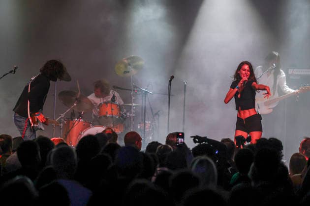 Bar Italia, Jezmi Tarik Fehmi, and Nina Cristante during their live performance at the Pop Kultur Festival on August 26, 2026, in Berlin; Bar Italia at the Pop Kultur Festival in Berlin