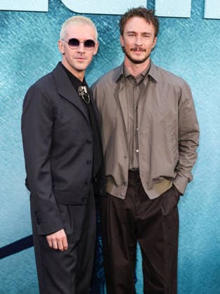 Los Angeles Premiere Of A24 s Onslaught LOS ANGELES, CALIFORNIA, USA - AUGUST 26: Dan Stevens and Drew Starkey arrive at the Los Angeles Premiere Of A24 s Onslaught held at Regal LA Live on August 26, 2026 in Los Angeles, California, United States. Los Angeles Regal LA Live California United States Copyright: xXavierxCollin ImagexPressxAgencyx