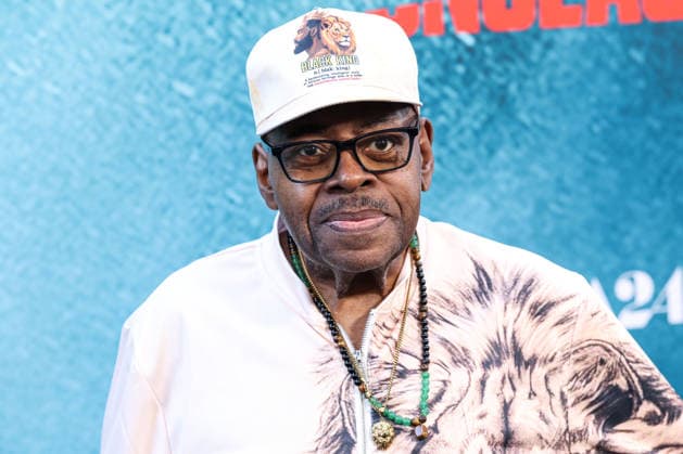 Los Angeles Premiere Of A24 s Onslaught LOS ANGELES, CALIFORNIA, USA - AUGUST 26: Reginald VelJohnson arrives at the Los Angeles Premiere Of A24 s Onslaught held at Regal LA Live on August 26, 2026 in Los Angeles, California, United States. Los Angeles Regal LA Live California United States Copyright: xXavierxCollin ImagexPressxAgencyx