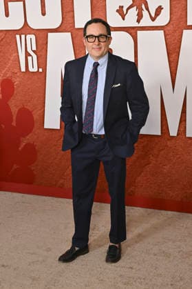 P. J. Byrne at the premiere of the movie *Coyote vs. Acme* at the Fox Village Theater in Los Angeles, August 26, 2026 Foto:xD.xStarbuckx xFuturexImagex coyote_6864
