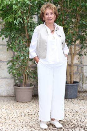 Angouleme Film Festival - Instinct de Famille Photocall Josiane Stoleru attends the « Instinct de Famille » Photocall as part of the 19th Angouleme Film Festival in Angouleme, August 27, 2026, France. Photo by Jerome Domine ABACAPRESS.COM Angouleme France  Copyright: xDominexJerome ABACAx
