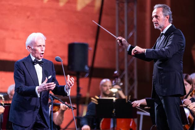 Arts, Musik, Jose Carreras Auftritt in Dubrovnik JosÃ Carreras performs in Dubrovnik Spanish tenor JosÃ Carreras performs in Dubrovnik, Croatia, on August 27, 2026, accompanied by the Dubrovnik Symphony Orchestra conducted by David GimÃ nez, with soprano Dusica Bijelic as a special guest. The performance took place in Dubrovnik s historic Old Town.  GrgoxJelavic PIXSELL