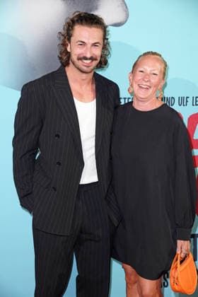 Nicolas Puschmann and Krissi van der Viven at the musical premiere of *ROMEO JULIA: LOVE IS EVERYTHING* at the Capitol Theater in Düsseldorf on August 27, 2026