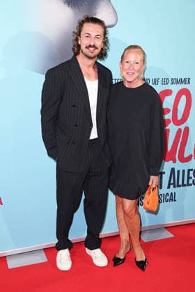 Nicolas Puschmann and Krissi van der Viven at the musical premiere of *ROMEO JULIA: LOVE IS EVERYTHING* at the Capitol Theater in Düsseldorf on August 27, 2026