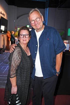 Bernd Stelter with his wife, Anke Stelter, at the musical premiere of *ROMEO JULIA LIEBE IST ALLES* at the Capitol Theater in Düsseldorf on August 27, 2026
