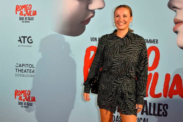 ABB ROMEOJULIA: Ania Niedieck makes a guest appearance on the red carpet at the premiere of the musical *Romeo and Juliet: Love Is Everything* at the Capitol Theater on August 27, 2026, in Düsseldorf, North Rhine-Westphalia, Germany