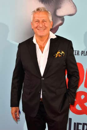 ABB ROMEOJULIA: Markus Wildhagen makes a guest appearance on the red carpet at the premiere of the musical *Romeo and Juliet: Love Is Everything* at the Capitol Theater on August 27, 2026, in Düsseldorf, North Rhine-Westphalia, Germany
