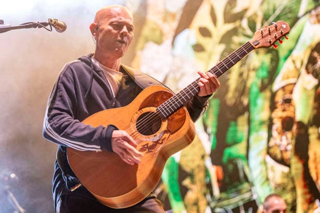 August 28, 2026, San Sebastian De Los Reyes, Madrid, Spain: JESUS CIFUENTES, leader, vocalist, and guitarist of the band during his performance with his band â€oe CELTAS CORTOS â€� at the San Sebastian de los Reyes Festival Concerts on August 27, 2026, in Madrid, Spain. San Sebastian De Los Reyes Spain - ZUMAc312 20260828_zsp_c312_011 Copyright: xOscarxManuelxSanchezx