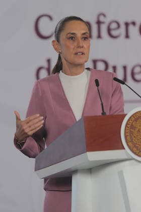 Mexico™s President Claudia Sheinbaum Holds Briefing Mexico™s President Claudia Sheinbaum Pardo speaks during her daily news conference at National Palace. on August 28, 2026 in Mexico City, Mexico. (Photo by Carlos Santiago Eyepix Group) Copyright: xCarlosxSantiago xEyepixxGroupx CS_28082026_196418