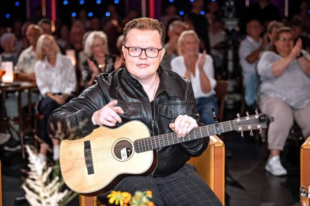 MDR Riverboat singer Angelo Kelly during the taping of the MDR talk show Riverboat on August 28, 2026, at Mediacity Leipzig 20260828SFL0006