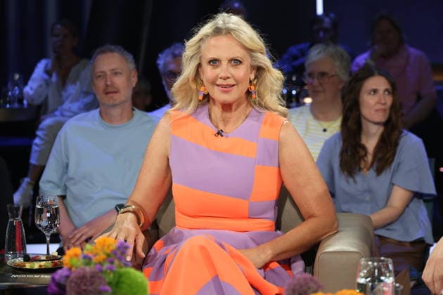 Barbara Schöneberger will host the NDR Talk Show on August 28, 2026, on NDR Television s Channel 3; a photo op will take place before the taping on July 3, 2026, at the Hamburg Lokstedt television studio