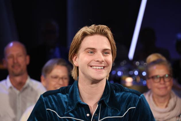 Vincent Gross, singer, appeared as a guest on the NDR Talk Show on August 28, 2026, on NDR Television’s Channel 3; photo op before the taping on July 3, 2026, at the Hamburg Lokstedt television studio